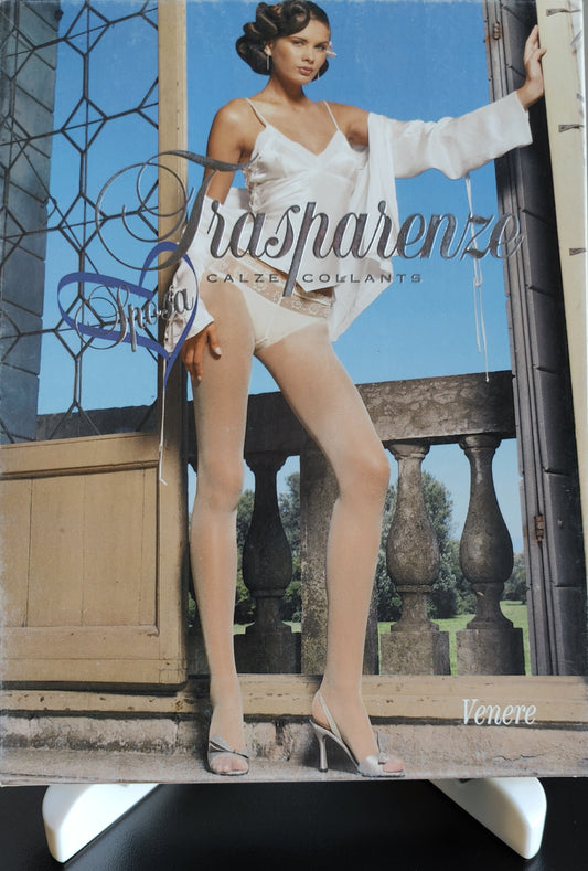 Venere (Svatební punčochy)